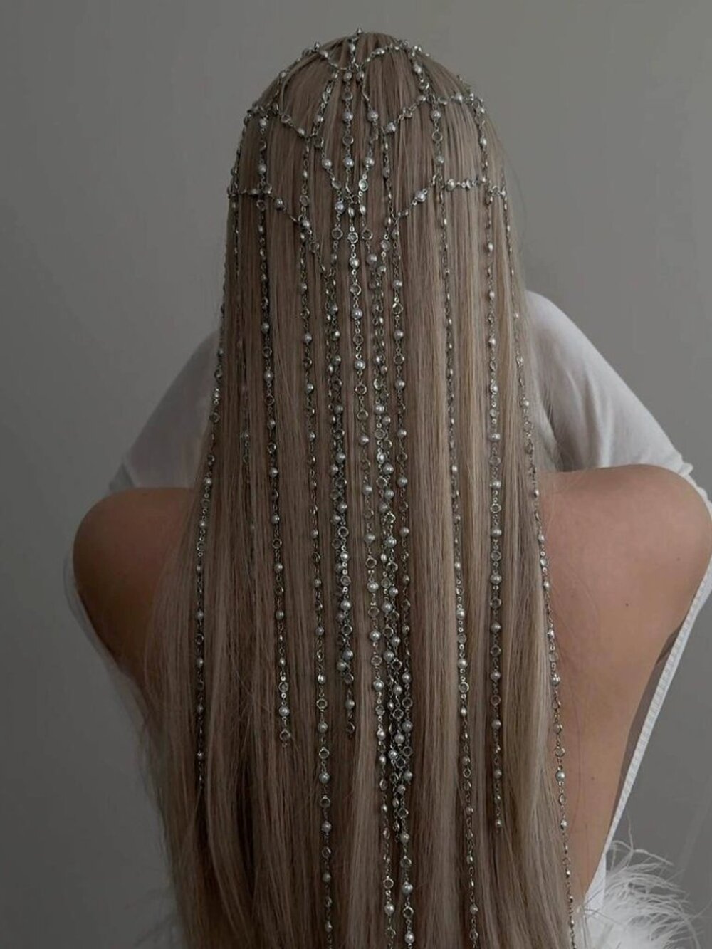 Vintage Baroque Pearl Mesh Crown: Shimmering Full Head Veil Alternative for Wedd